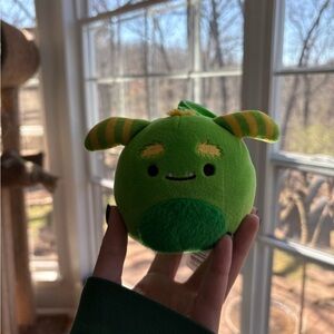 Callum the green monster Squishmallow halloween edition NWT 4in